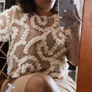 Forever 21 Beige Lace Crop Top Size Small